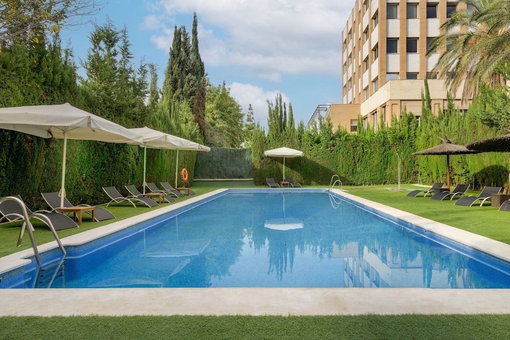 AC Hotel by Marriott Sevilla Forum - zdjęcie 2