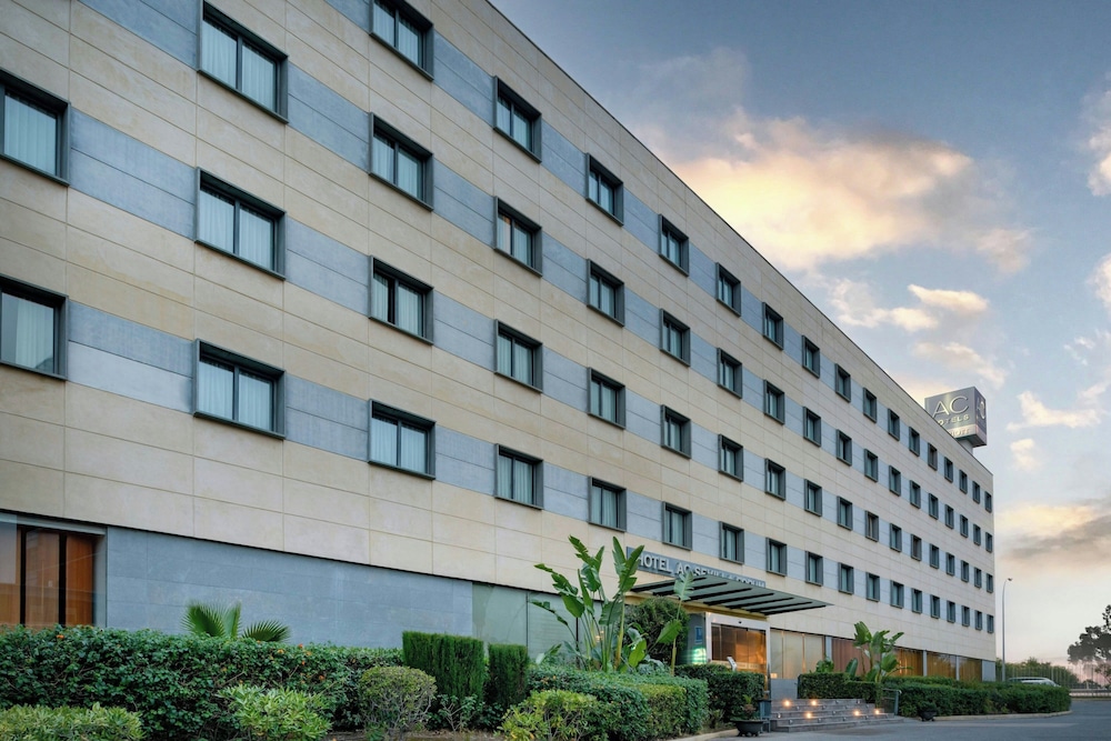 AC Hotel by Marriott Sevilla Forum