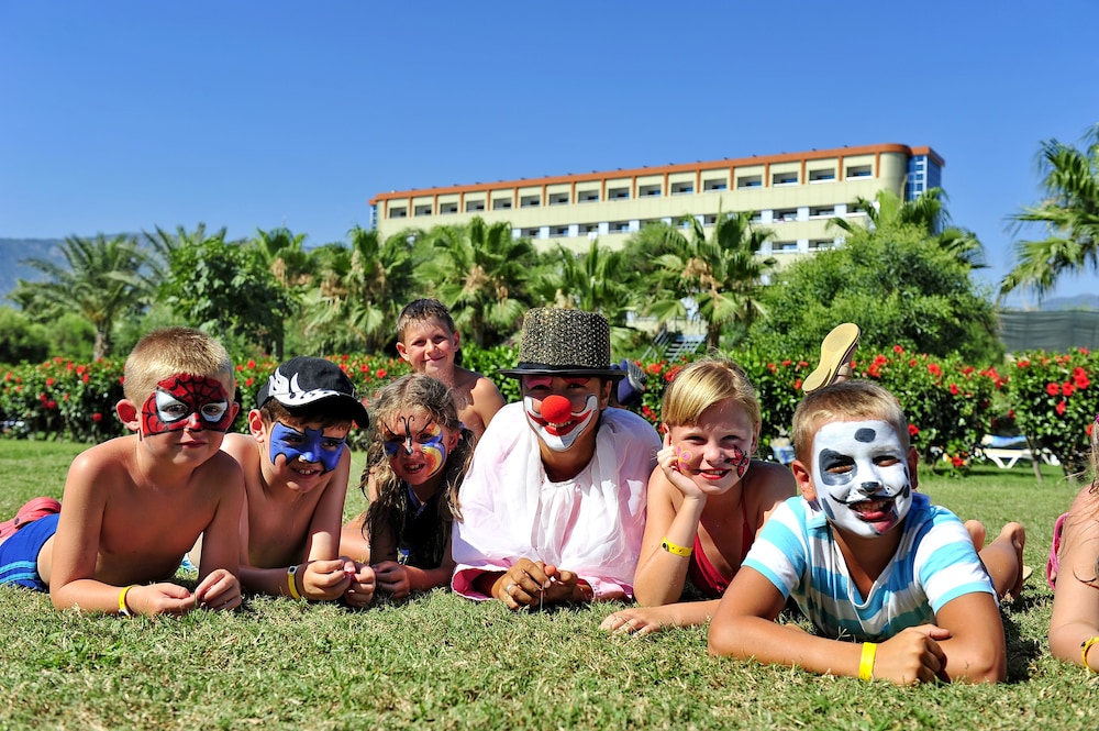 Kirbiyik Resort Hotel - All Inclusive — Attractions for children in Alanya
