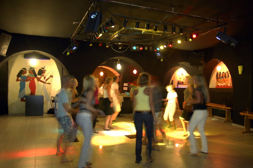 Kirbiyik Resort Hotel - All Inclusive — Restaurant & bars in Alanya