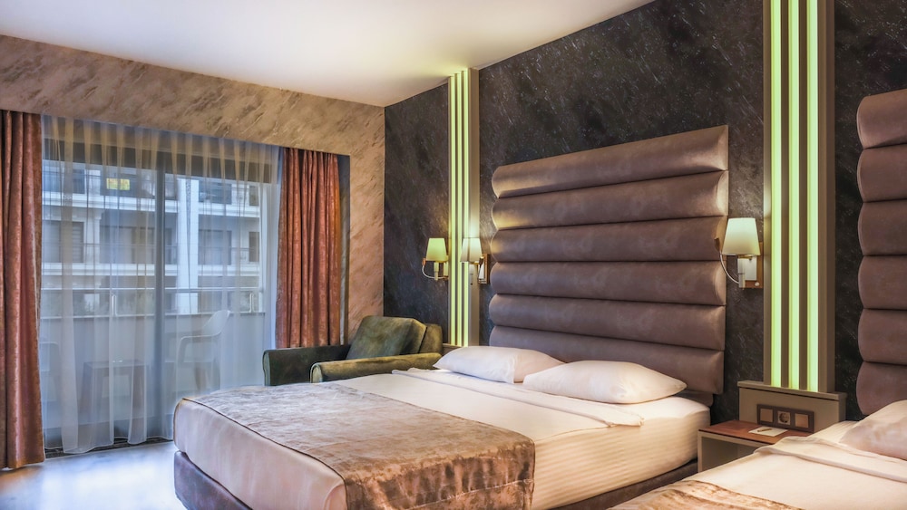 Kirbiyik Resort Hotel - All Inclusive — Hotel rooms in Alanya