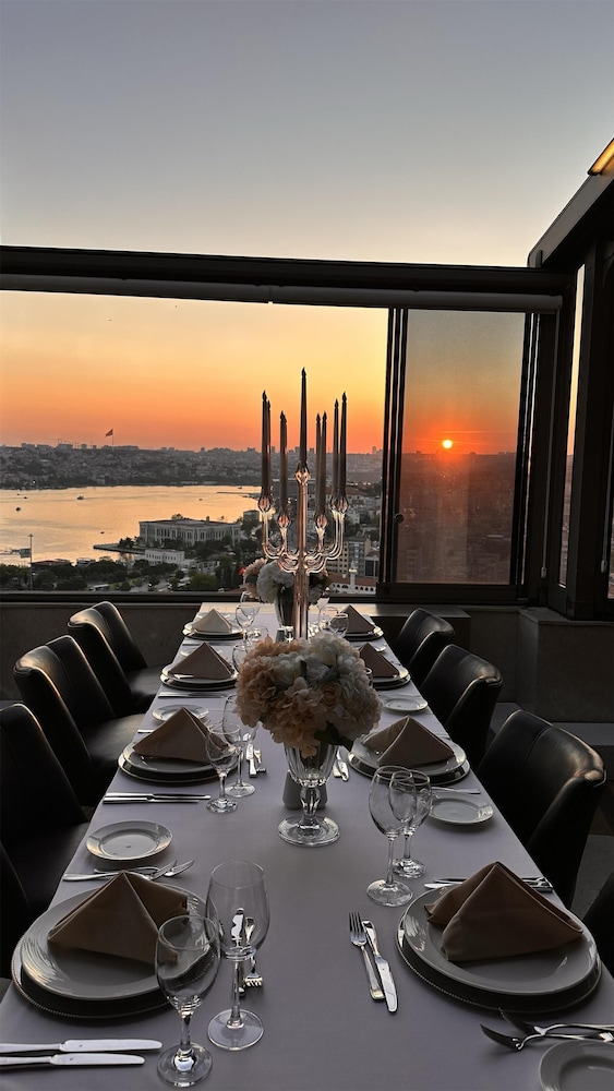 Radisson Blu Hotel Istanbul Pera - zdjęcie 5