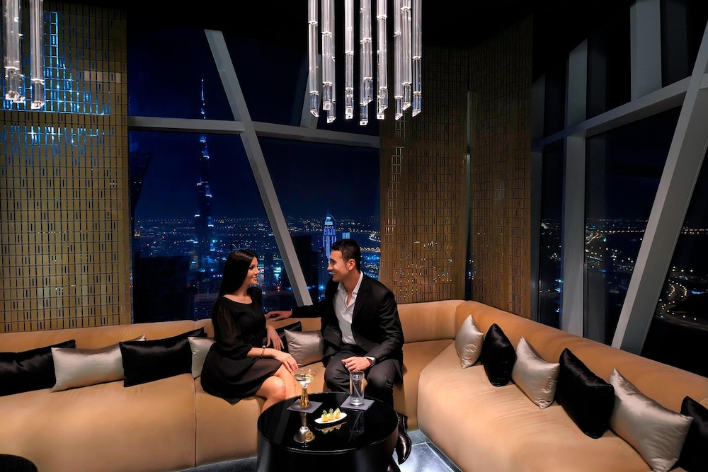 JW Marriott Marquis Hotel Dubai — Restaurant & bars in Dubai