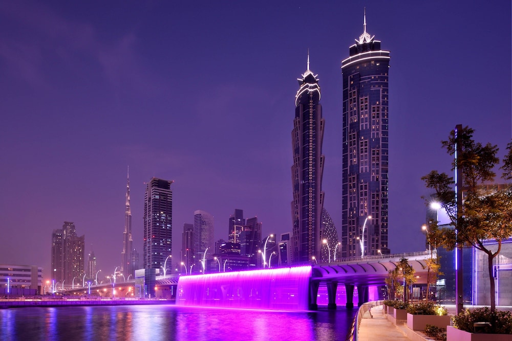 JW Marriott Marquis Hotel Dubai — Attractions in the area in Dubai
