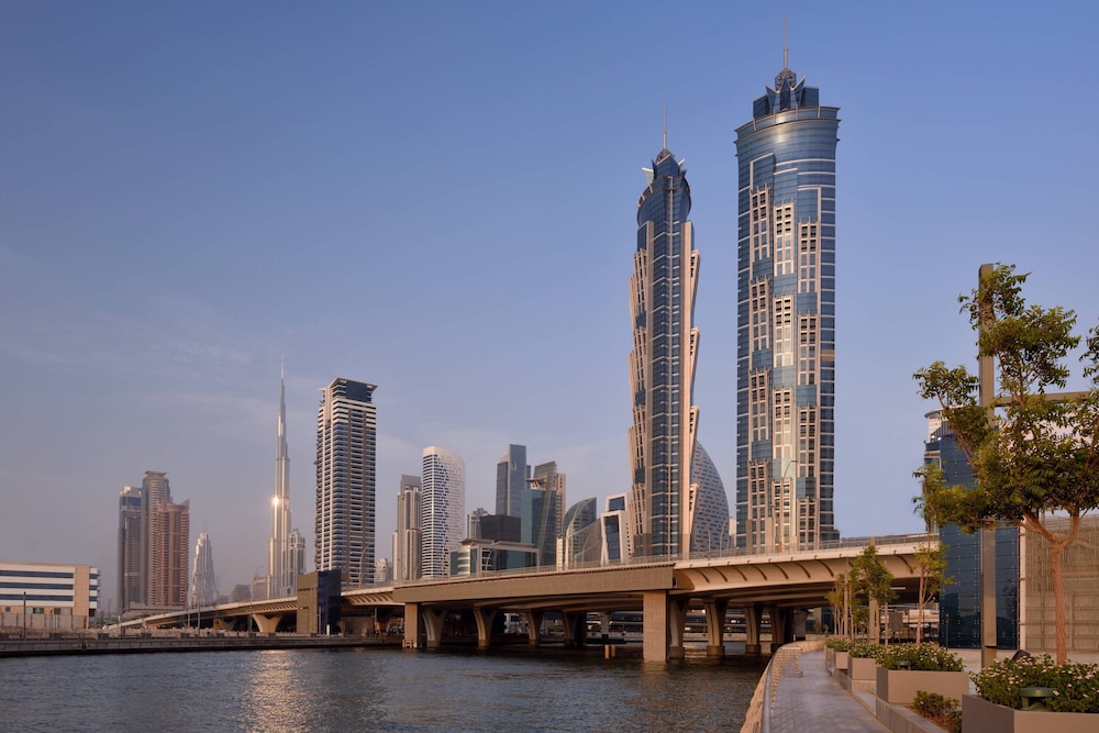 JW Marriott Marquis Hotel Dubai — Attractions in the area in Dubai