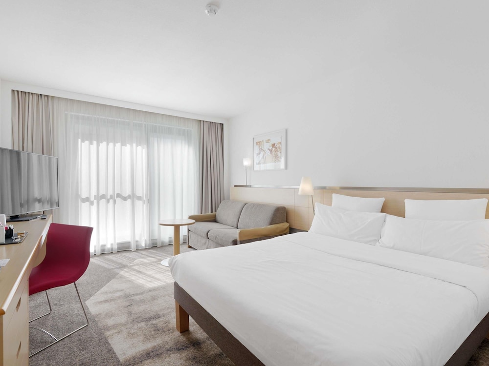 Novotel Berlin Mitte — Hotel rooms in Berlin, Berlin
