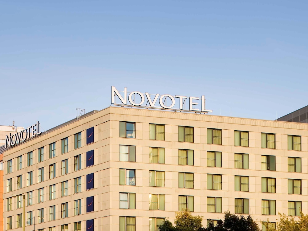 Novotel Berlin Mitte - zdjęcie 2
