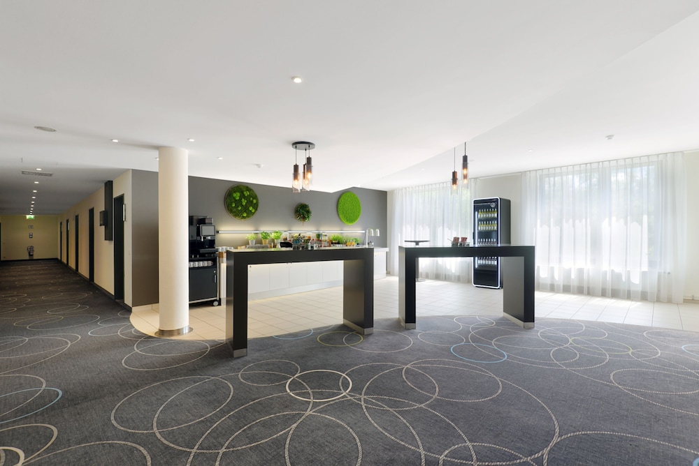 Novotel Berlin Mitte — Restaurant & bars in Berlin, Berlin