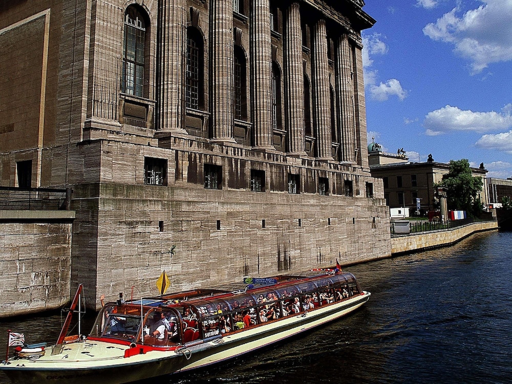 Novotel Berlin Mitte — Attractions in the area in Berlin, Berlin