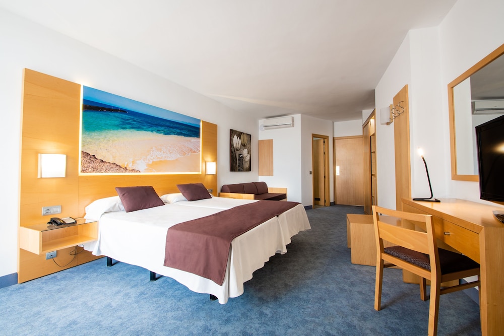 Hotel HL Rondo — Hotel rooms in Playa del Ingles, Canary Islands