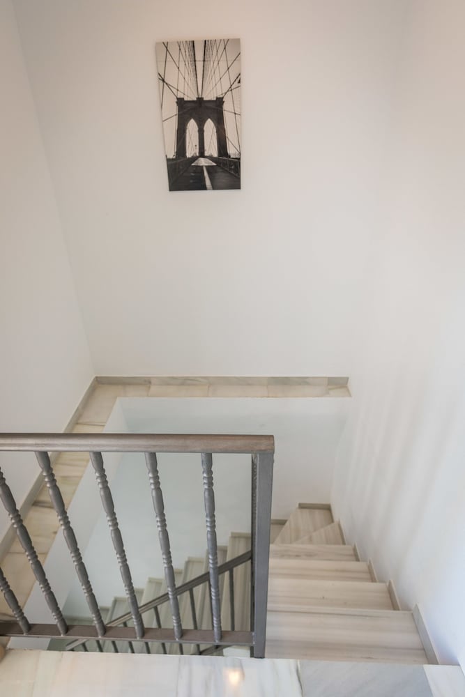 Apartamentos Turísticos Las Rosas de Capistrano — Hotel building in Nerja, Andalusia