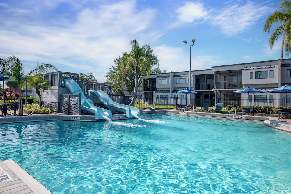 Orbit One Vacation Villas by Coolvacay — Main photo in Kissimmee, Florida