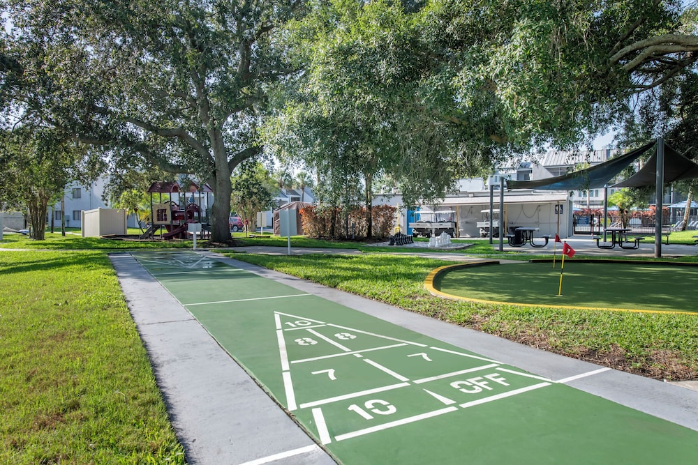 Orbit One Vacation Villas by Coolvacay — Sports & recreation in Kissimmee, Florida