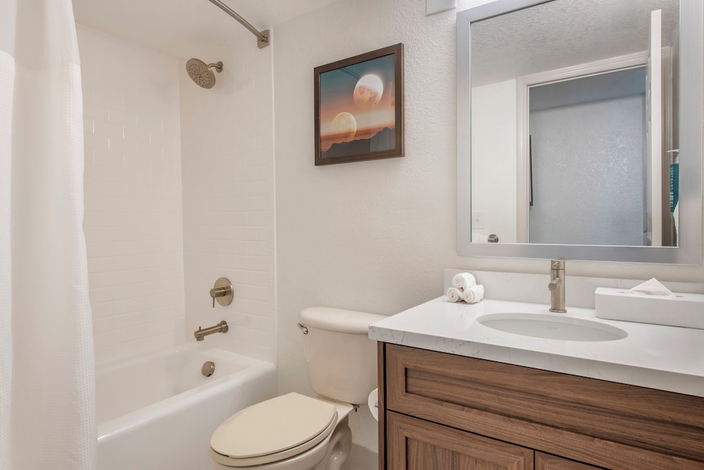Orbit One Vacation Villas by Coolvacay — Hotel rooms in Kissimmee, Florida