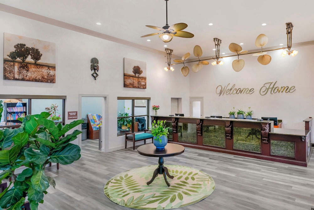 Parkway International Resort by Coolvacay — Hotel building in Kissimmee, Florida