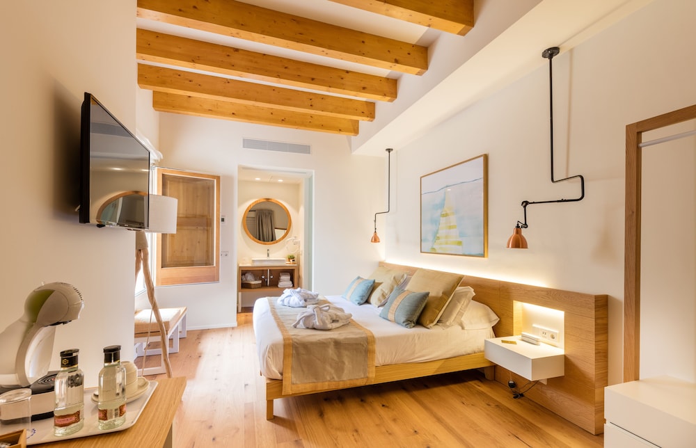 FORUM Boutique hotel & spa — Rooms in Alcudia, Balearic Islands