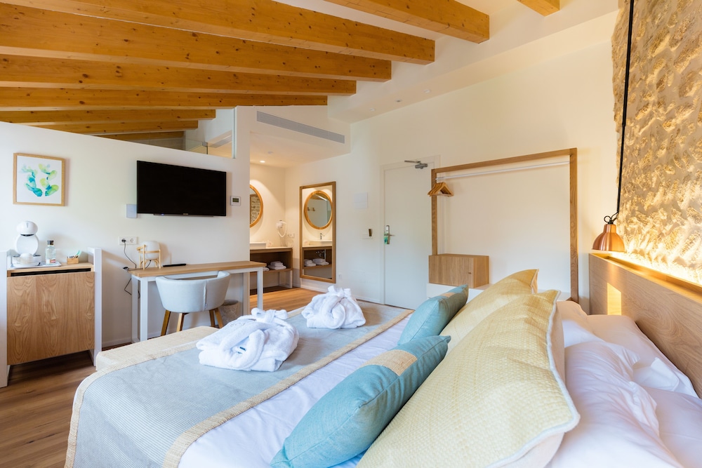 FORUM Boutique hotel & spa — Rooms in Alcudia, Balearic Islands