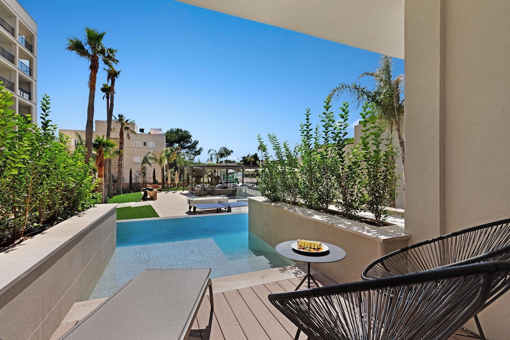 Paradiso Garden Hotel — Swimming pool in Playa de Palma, Balearic Islands