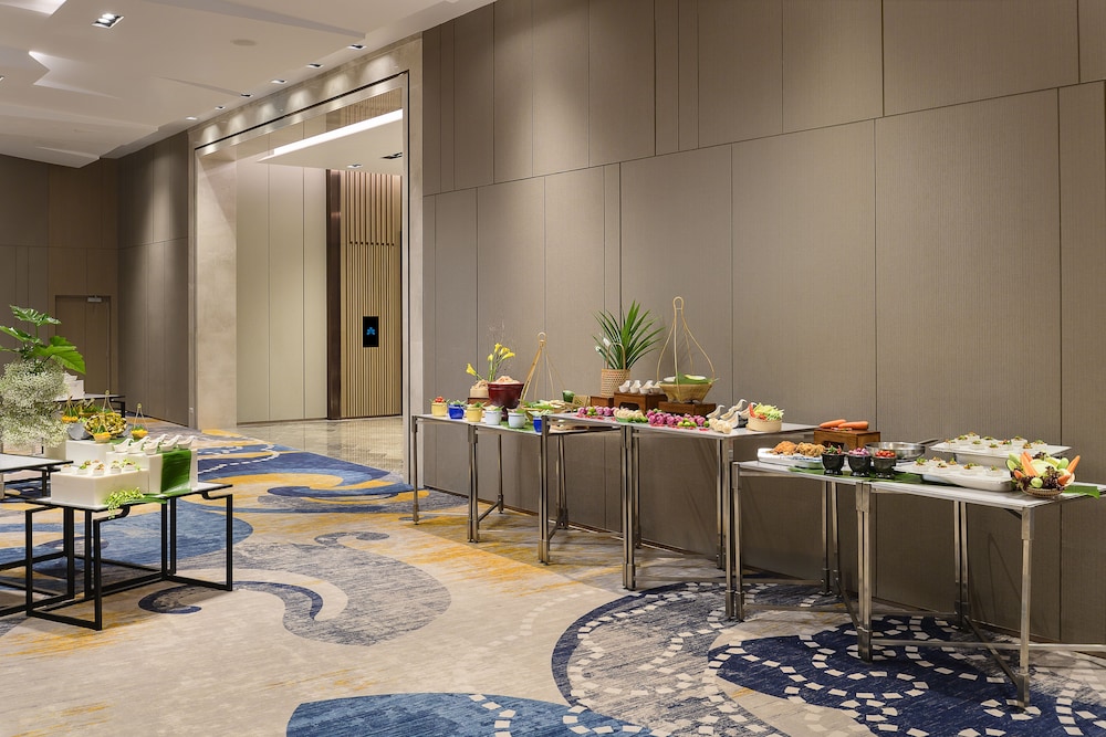 Hotel Nikko Bangkok — Restaurant & bars in Bangkok, Bangkok