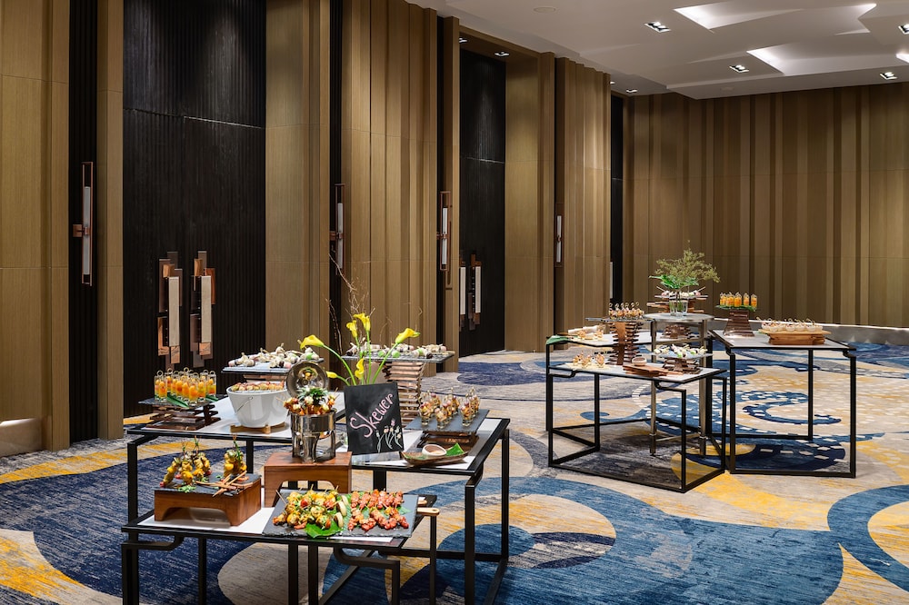 Hotel Nikko Bangkok — Restaurant & bars in Bangkok, Bangkok