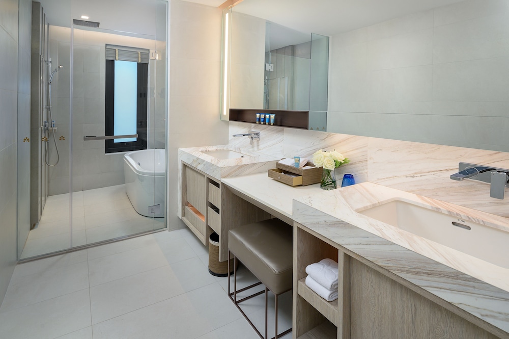 Hotel Nikko Bangkok — Hotel rooms in Bangkok, Bangkok