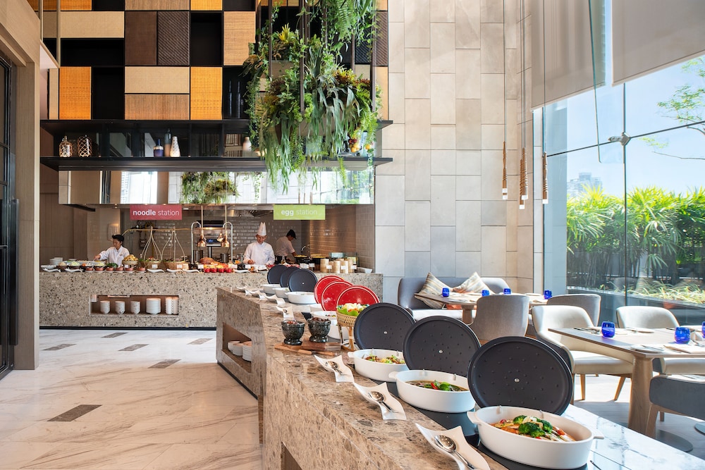 Hotel Nikko Bangkok — Restaurant & bars in Bangkok, Bangkok