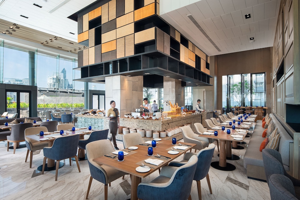 Hotel Nikko Bangkok — Restaurant & bars in Bangkok, Bangkok