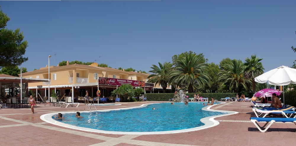 Apartamentos Maribel — Swimming pool in Cala Blanca, Balearic Islands