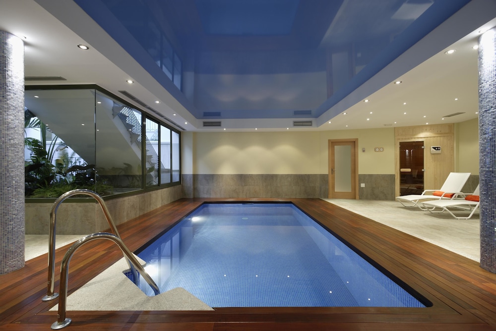 Marina Turquesa — Swimming pool in Nerja, Andalusia