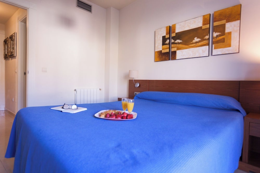 Marina Turquesa — Hotel rooms in Nerja, Andalusia