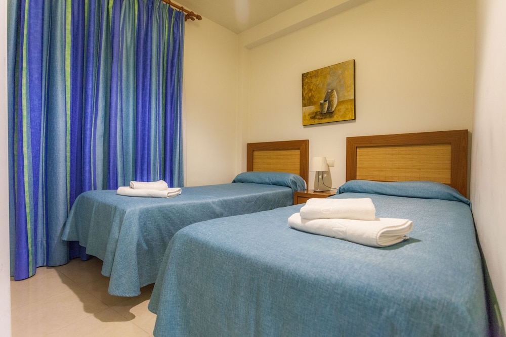 Marina Turquesa — Hotel rooms in Nerja, Andalusia