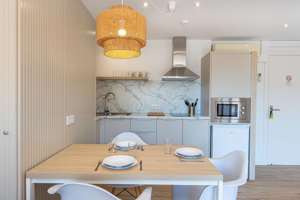 Martinez Apartments — Hotel rooms in Palma Nova, Balearic Islands