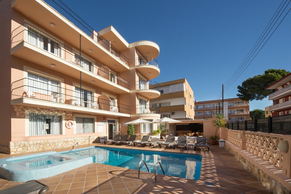 Martinez Apartments — Hotel building in Palma Nova, Balearic Islands