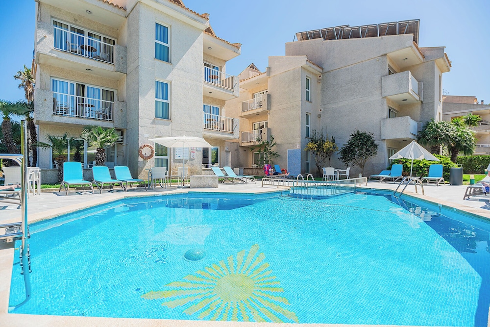 Apartamentos Massol — Main photo in Puerto Pollensa, Balearic Islands