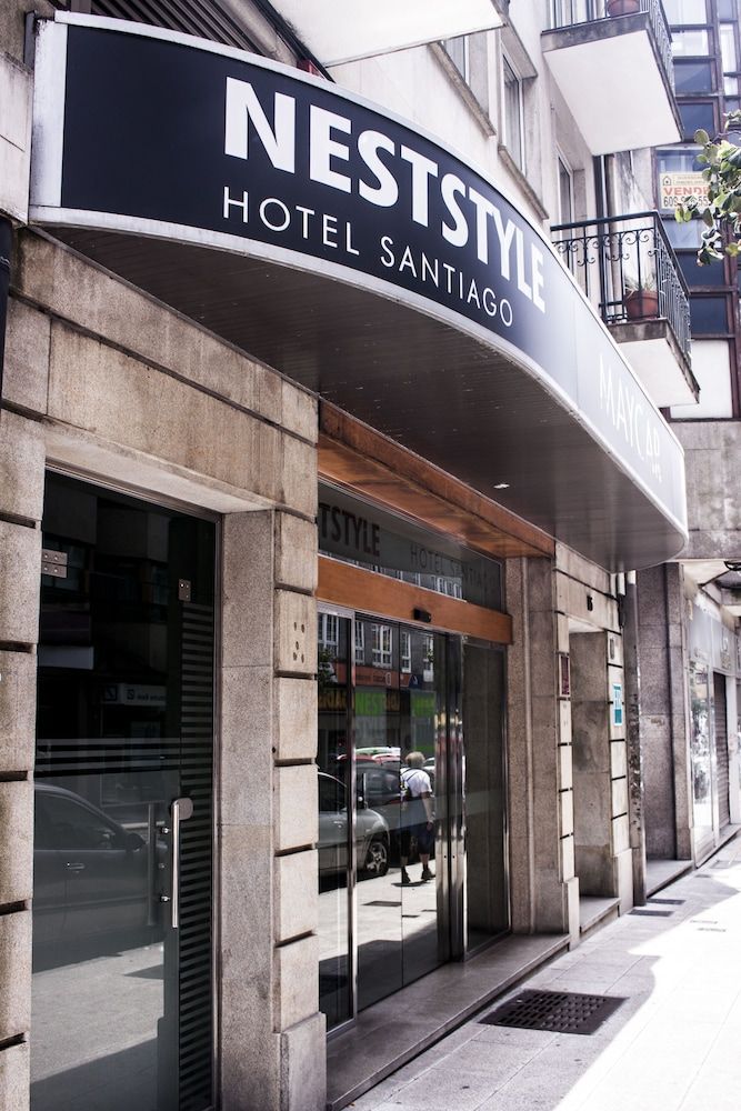 Santiago de Compostela (7 dni) w Nest Style Santiago z Warszawy Modlin