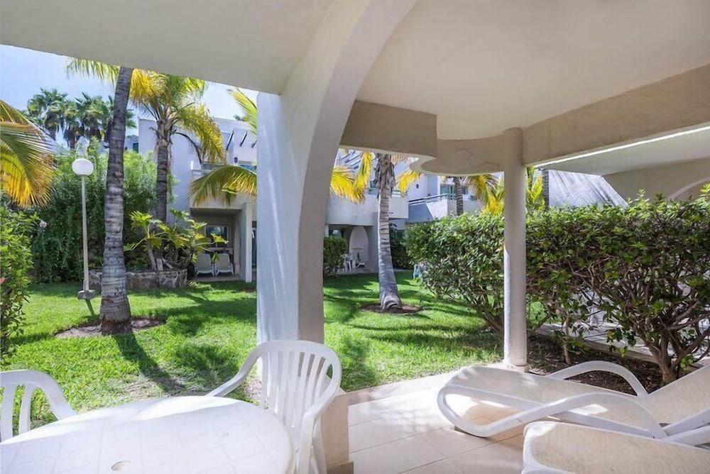 Servatur Edén & Buganvillas — Hotel building in Puerto Rico, Canary Islands