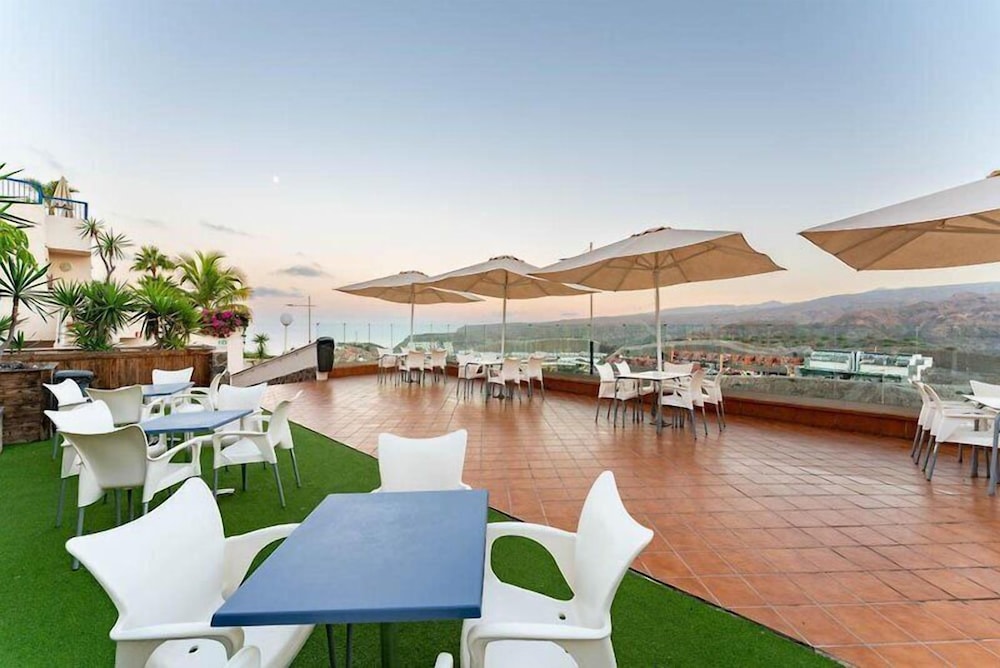 Servatur Edén & Buganvillas — Restaurant & bars in Puerto Rico, Canary Islands