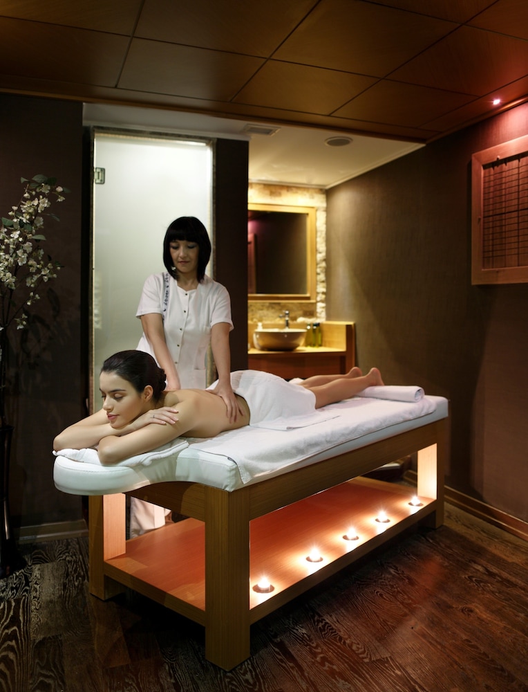 Darkhill Hotel — Spa in Istanbul, Istanbul