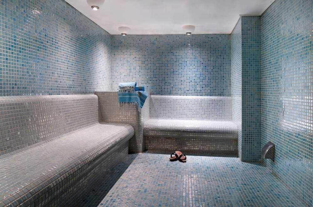 Darkhill Hotel — Spa in Istanbul, Istanbul