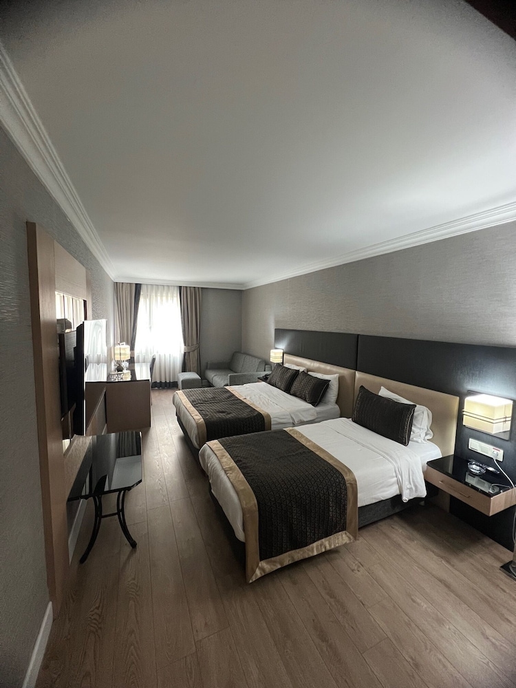Darkhill Hotel — Hotel rooms in Istanbul, Istanbul
