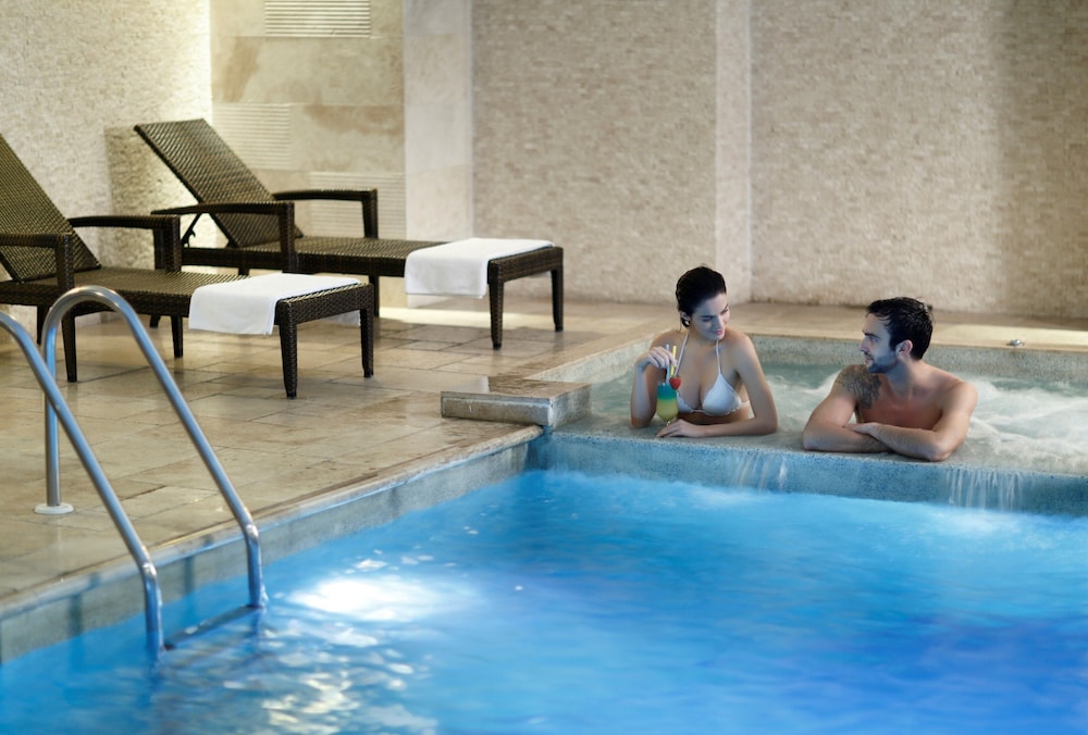 Darkhill Hotel — Spa in Istanbul, Istanbul