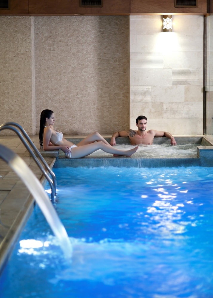 Darkhill Hotel — Spa in Istanbul, Istanbul
