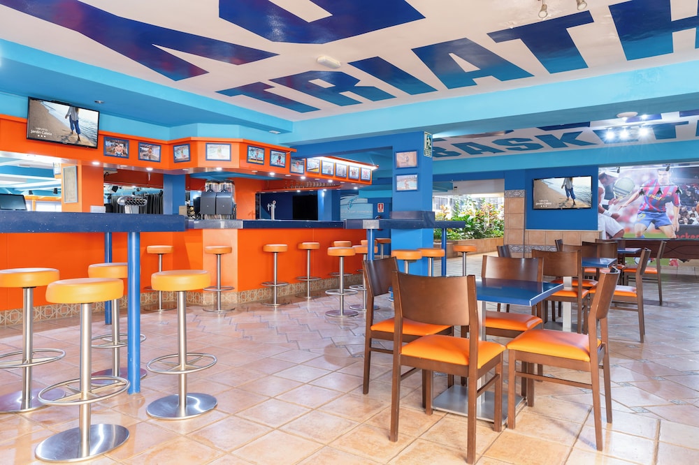 Hovima Jardín Caleta — Restaurant & bars in Costa Adeje, Canary Islands