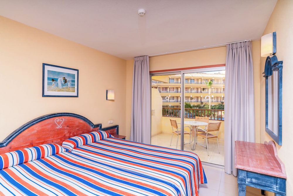 Hovima Jardín Caleta — Hotel rooms in Costa Adeje, Canary Islands