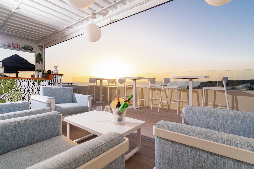Hovima Jardín Caleta — Restaurant & bars in Costa Adeje, Canary Islands
