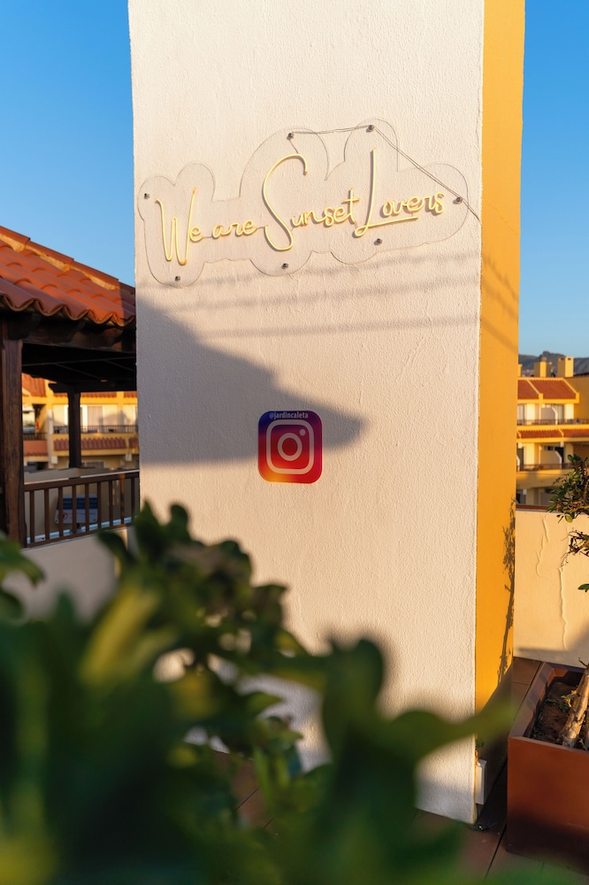 Hovima Jardín Caleta — Hotel building in Costa Adeje, Canary Islands