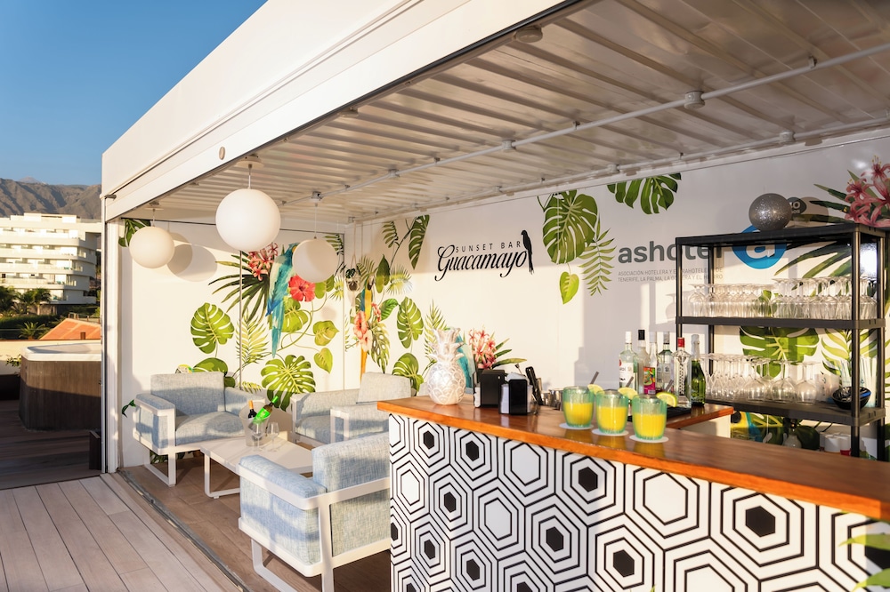 Hovima Jardín Caleta — Restaurant & bars in Costa Adeje, Canary Islands
