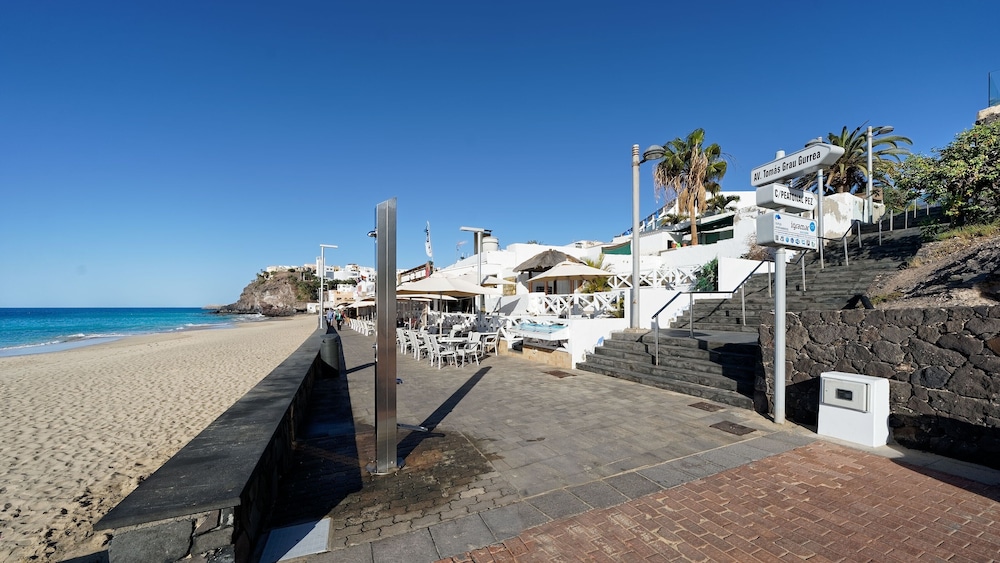 Apartamentos Igramar MorroJable - Adults Only — Restaurant & bars in Esquinzo, Canary Islands