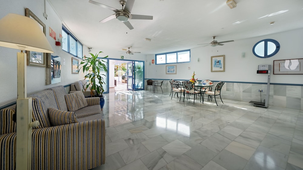 Apartamentos Igramar MorroJable - Adults Only — Hotel building in Esquinzo, Canary Islands