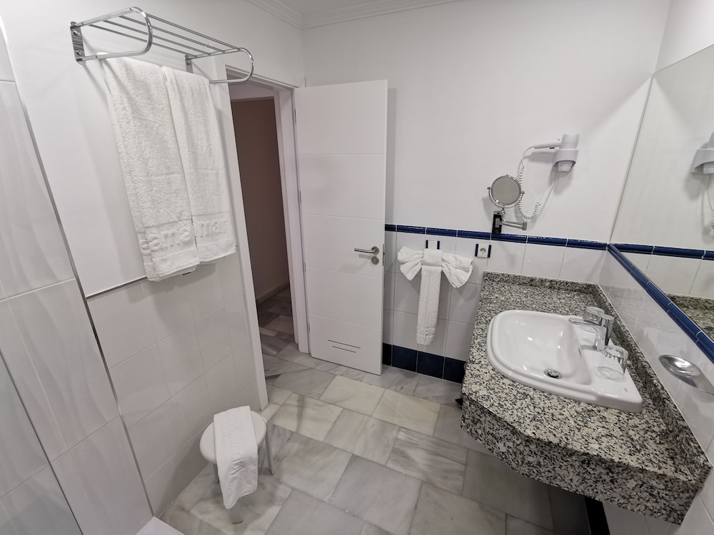 Apartamentos Igramar MorroJable - Adults Only — Hotel rooms in Esquinzo, Canary Islands